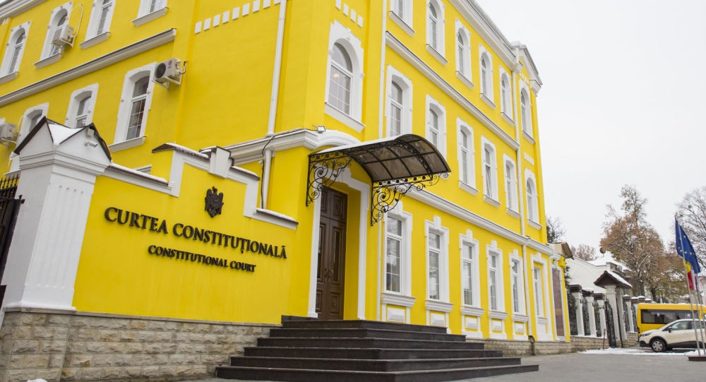 Cu salariu majorat recent la 40.000 de lei, ar putea căpăta și „Pașaport Diplomatic” - Noi beneficii pentru Judecătorii Curții Constituționale